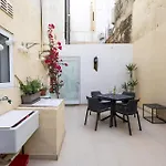 1br Townhouse Escape * Sliema