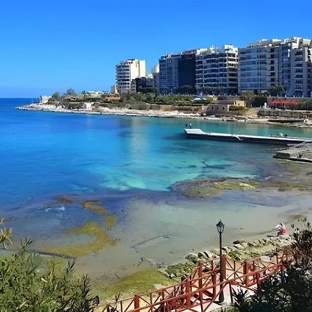 別荘 1br Townhouse Escape スリーマ