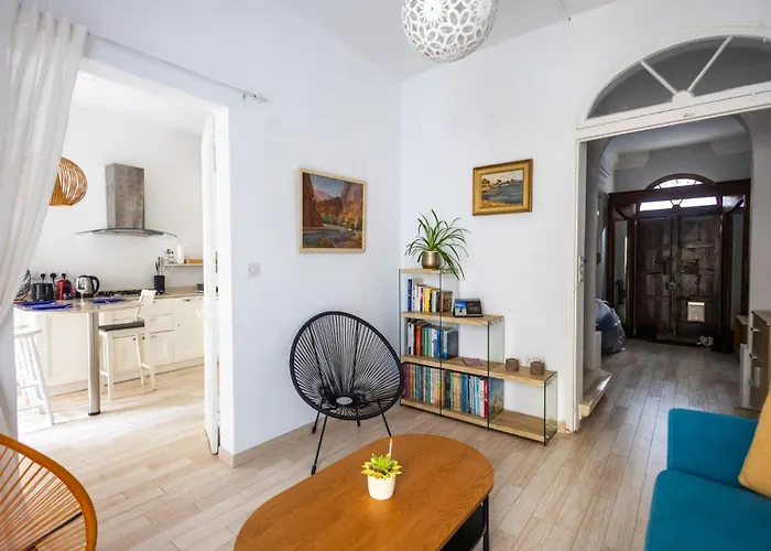 1br Townhouse Escape