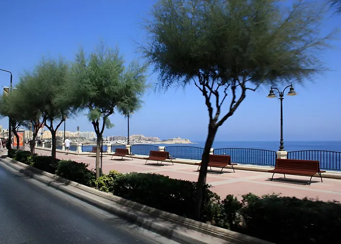 Дом отдыха 1br Townhouse Escape Слима